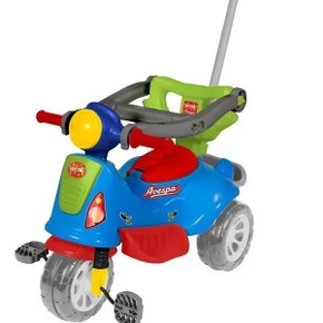 Triciclo Vespa Colorido Motoca Com Pedal e Buzina Maral